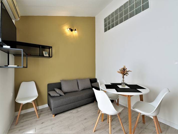 Ferienwohnung für 3 Personen, mit Meerblick und Balkon auf Murter - 3