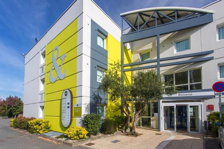 Hôtel pour 4 personnes, avec Terrasse et Jardin à Cuincy
