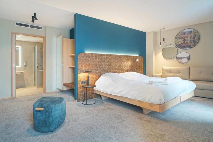 Hôtel pour 2 personnes, avec terrasse ainsi que jardin et vue à Léglise - 3