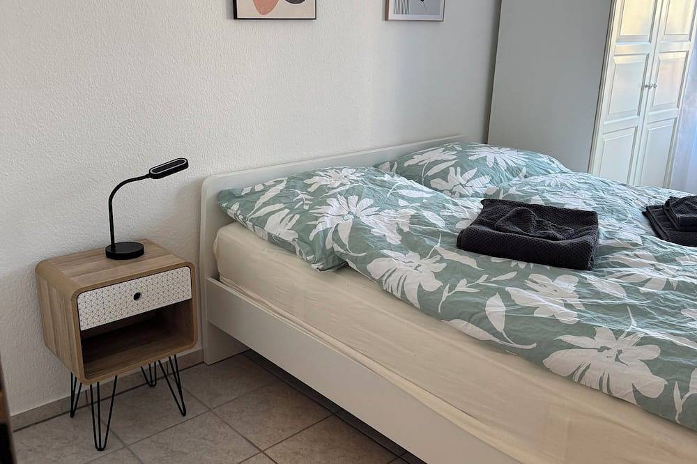 Entire apartment, Bright vacation apartment in top location between Mainz & Wiesbaden in Ginsheim-Gustavsburg, Rheingau