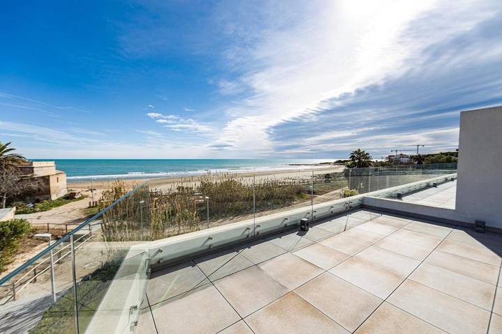 Casa rural para 6 personas, con Balcón y Terraza además de Jardín y Piscina en Alcocéber