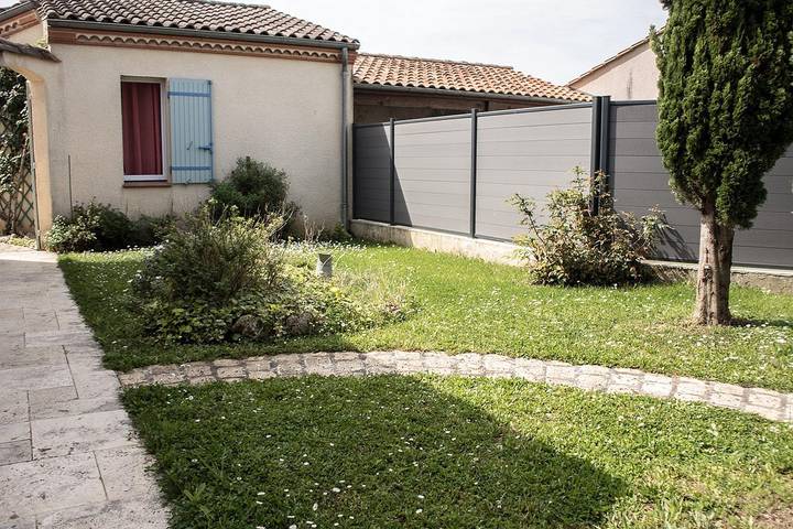 Location de vacances pour 3 personnes, avec jardin dans le Lot-et-Garonne - 2