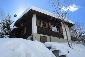 Maison de campagne pour 5 personnes, avec terrasse et jardin à St. Niklaus
