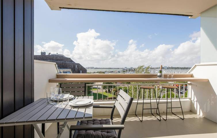 Vacation apartment for 2 people, with Terrace à La Rochelle