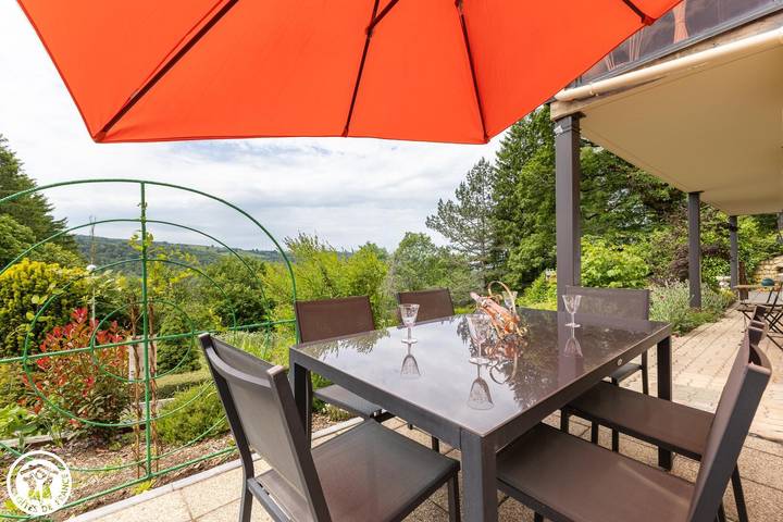 Gîte pour 6 personnes, avec jardin et sauna à Murat-le-Quaire - 3