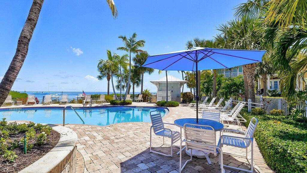 Keezy Dream House + Beach, Pool & Kayaks - Anglers Reef 119 in Windley Key, Islamorada