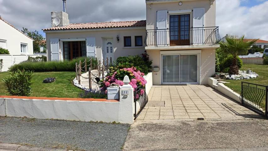 Location de vacances pour 2 personnes, avec jardin et terrasse à Le Fenouiller - 4