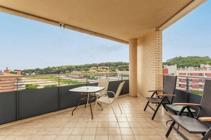 Ganze Wohnung, Apartment 'Sol Go2lloret' mit Meerblick, WLAN und Klimaanlage in Central Lloret de Mar, Lloret de Mar