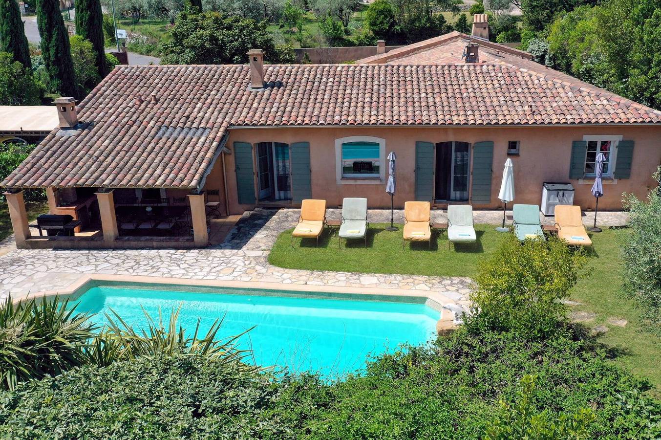 Villa Jas Fontaine by Villa Plus in Lorgues, Region de Draguignan