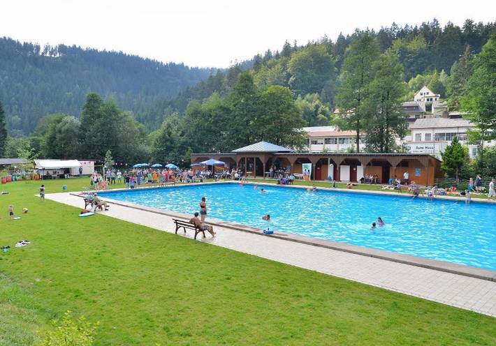 Ferienwohnung für 5 Personen, mit Balkon und Balkon/Terrasse sowie Terrasse und Garten im Fichtelgebirge - 4