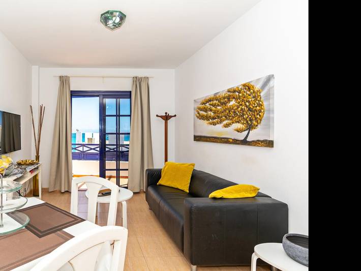 Ganze Wohnung, Zentrales Apartment in Playa Blanca mit 2 Schlafzimmern in Playa Blanca, Yaiza