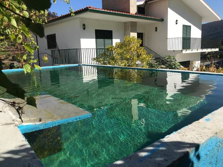 Casa de férias para 8 pessoas, com vista e jardim em Baião