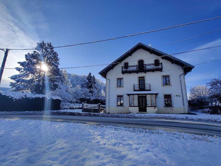 Gîte pour 14 personnes, avec jardin et terrasse dans le Doubs - 4