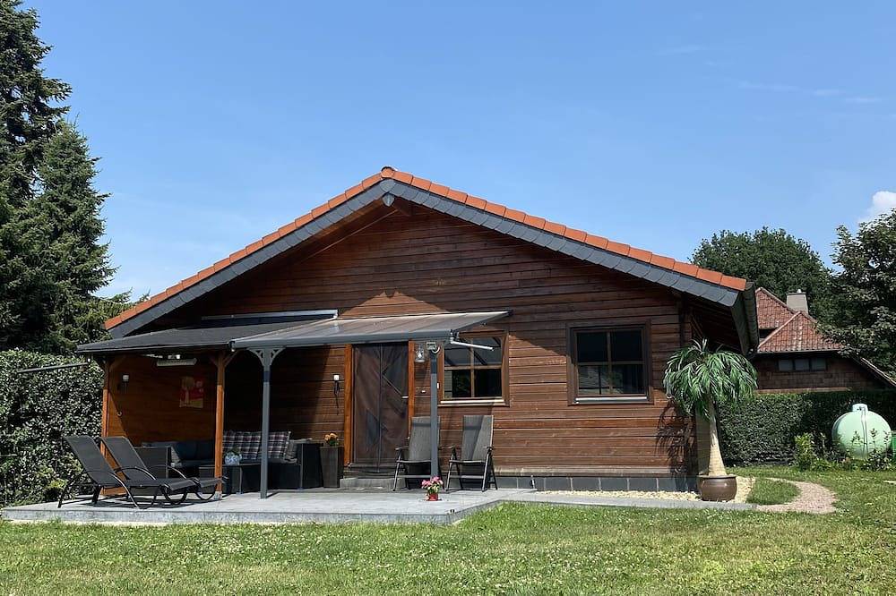 Wooden house on Meinweg with large garden in Wassenberg, Lower Rhine