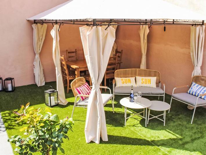 Location de vacances pour 4 personnes, avec terrasse dans Carlazzo
