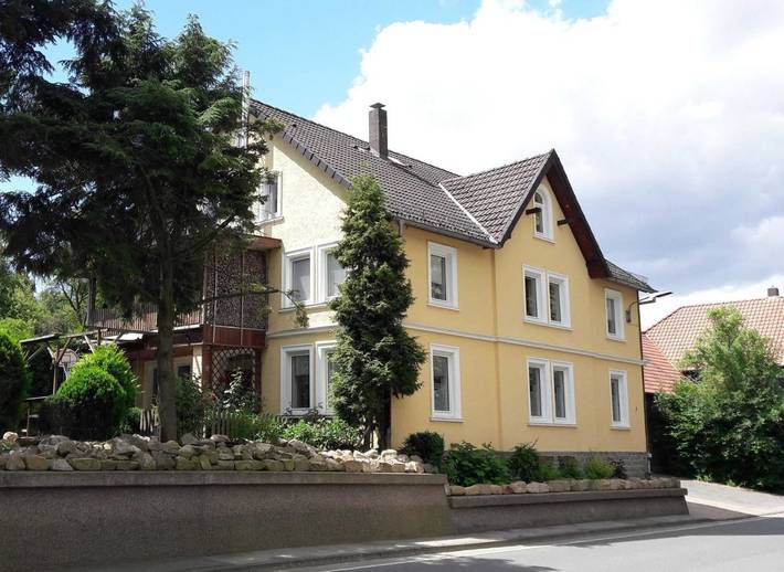 Ferienwohnung für 3 Personen, mit Terrasse und Garten in Kalletal