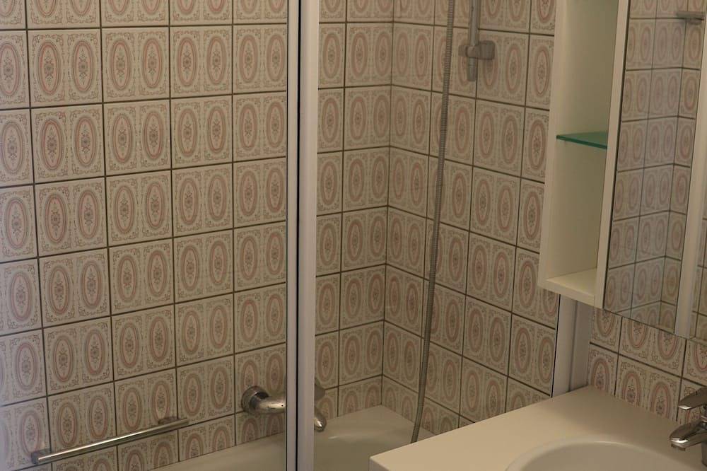 Apartamento entero, Nice studio with lateral sea view right at the beach in Koksijde-Bad, Koksijde