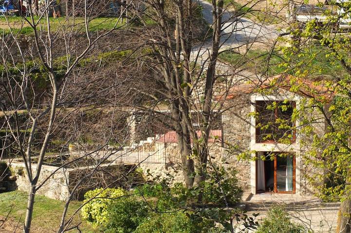 Cottage für 2 Personen, mit Pool und Terrasse, mit Haustier in 