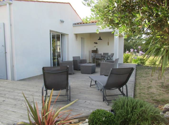 Gîte pour 6 personnes, avec jardin