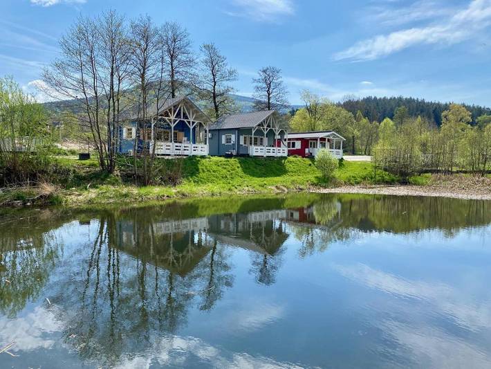 Domek letniskowy dla 6 osób, z widok i widok na jezioro oraz ogród i sauna, zwierzęta dozwolone na Dolny Śląsk