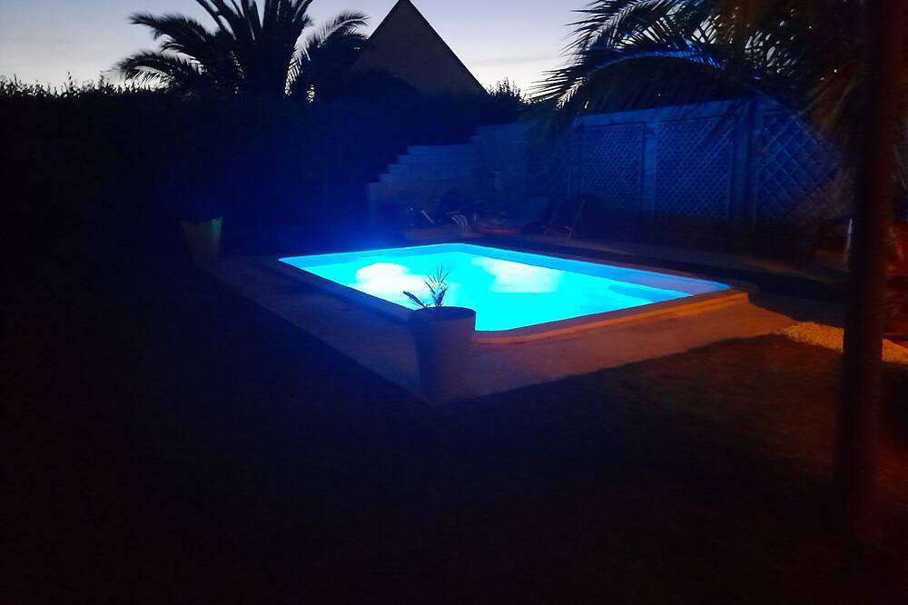 Maison Avec Piscine à 10 min des Plages in Lannilis, Región de Brest