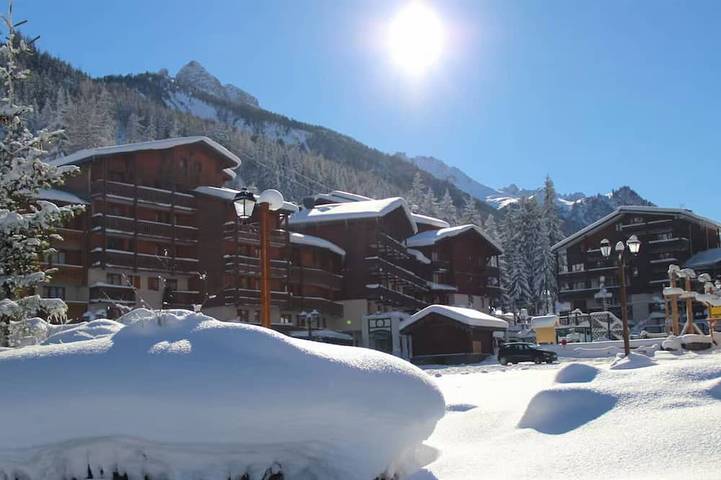 Apartamento entero, An apartment for 4 to 6 people—perfect for a weekend getaway in Valfréjus, Modane