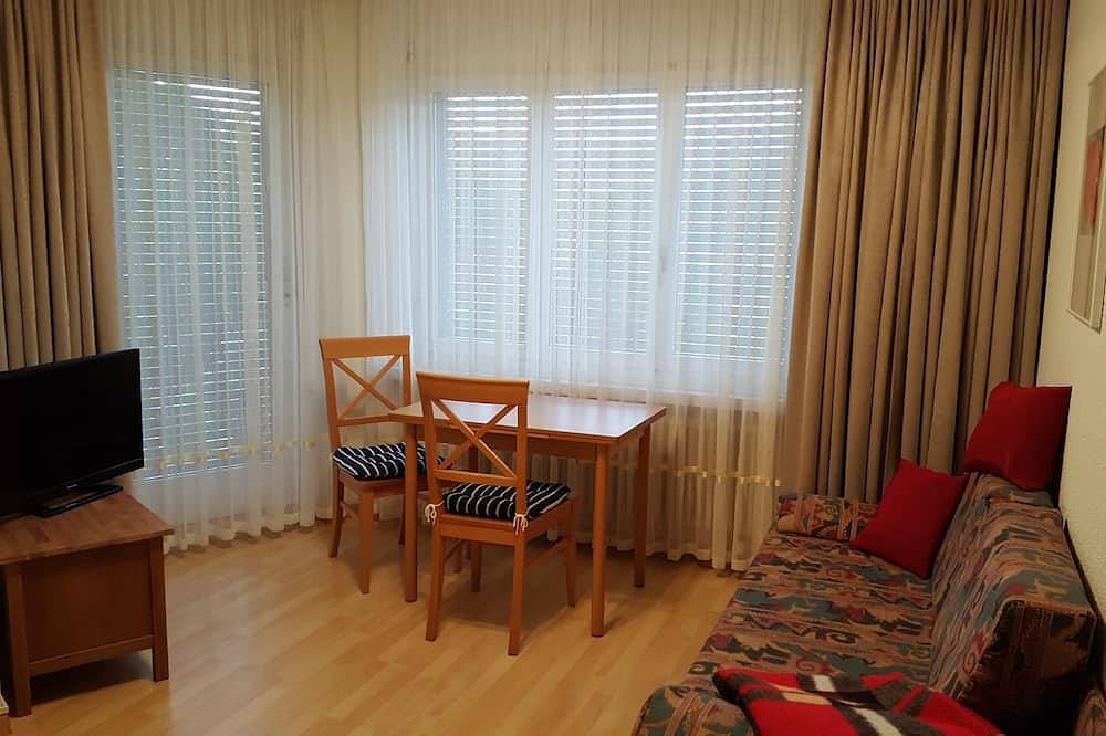 Appartamento intero, Appartamento tranquillo con giardino terrazzato e vista sulle Alpi svizzere in Kriens, Lago dei Quattro Cantoni