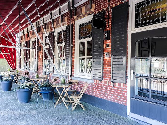 Vakantiehuis voor 16 personen, with Balkon/Terras and Terras as well as Tuin in Hilvarenbeek