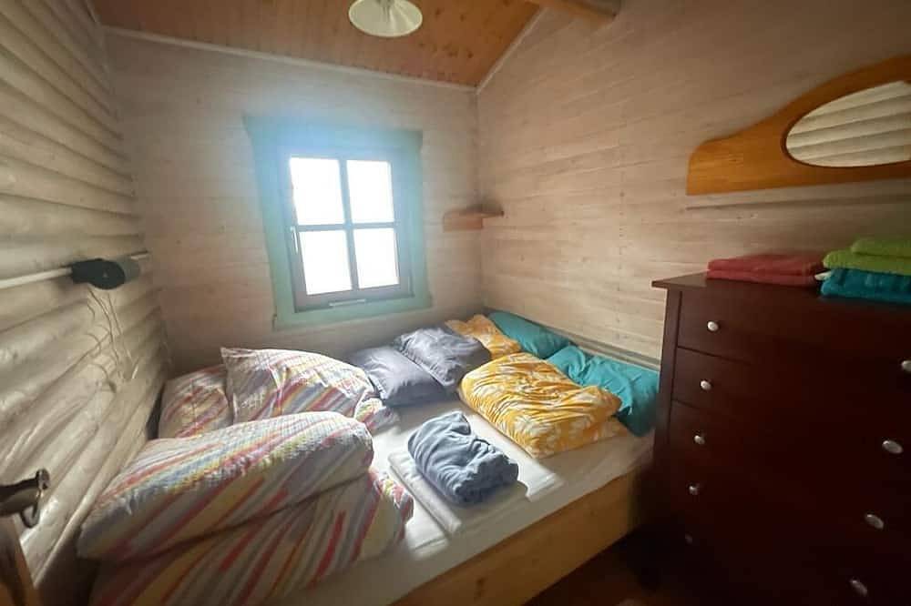 Log cabin \"Manfred\" ideal for 2 people in Cadolzburg, Franconia