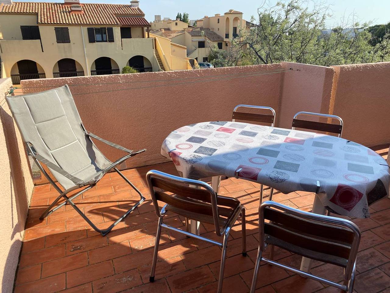 Appartement entier, Appartement avec mezzanine, 4 pers, plage à 250m, parking privé, commerces à proximité in Port Leucate, Leucate