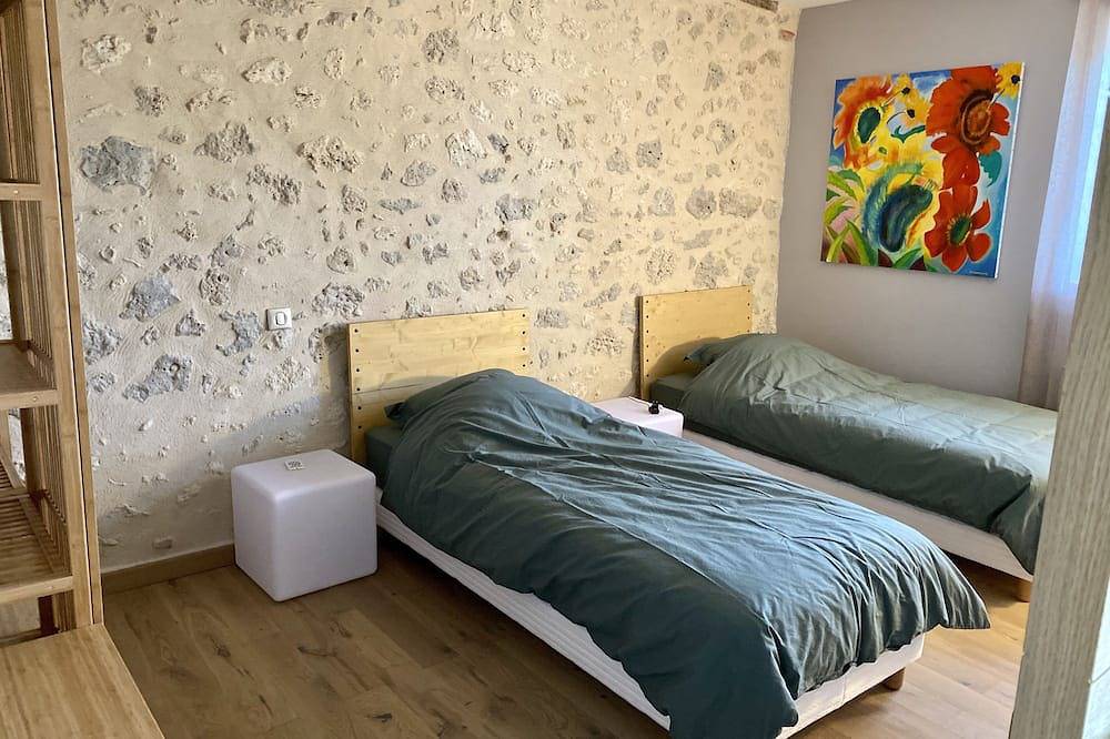Gîte 4* pour 2 à 6 personnes avec vue panoramique et piscine à débordement in Espiens, Région de Nérac