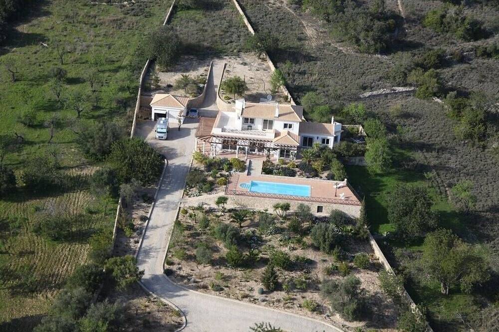 Nähe Faro, 250 qm Luxuriöse Meerblick-Villa, Alleinlage, 3Sz, 3Bz, Klima, W-Lan in Estoi, Faro