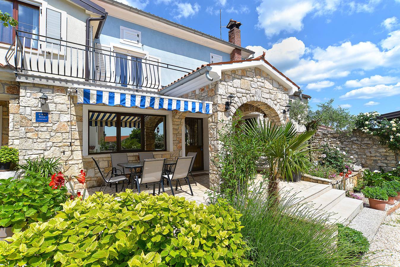 Ganze Wohnung, Ferienwohnung für 4 Personen mit Balkon in Rovinjsko Selo, Rovinj und Umgebung