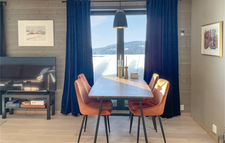 Ganze Ferienwohnung, Ferienwohnung für 5 Personen mit Terrasse in Lillehammer