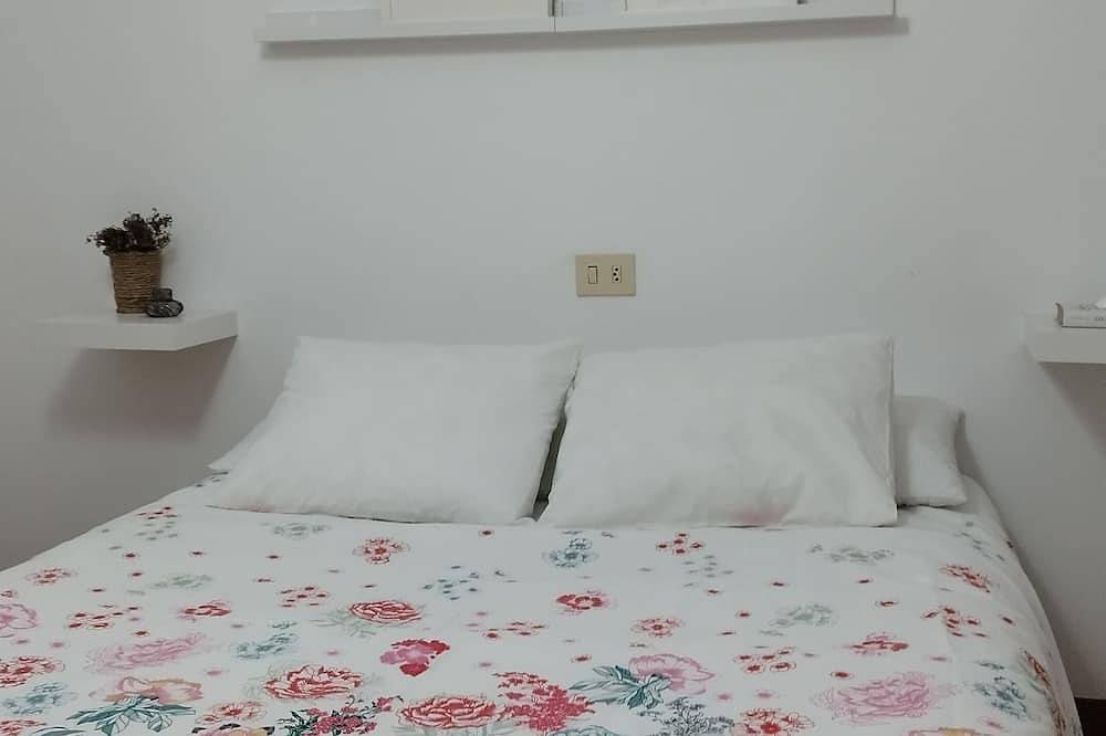 Apartamento entero, Marvelous 3-bedroom apartment with Wifi near the beach in Ribeira in Riveira, Rias Baixas