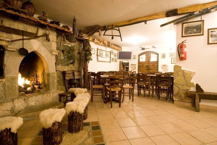 Hôtel pour 3 personnes, avec vue ainsi que jardin et terrasse, animaux acceptés à Pescasseroli - 4