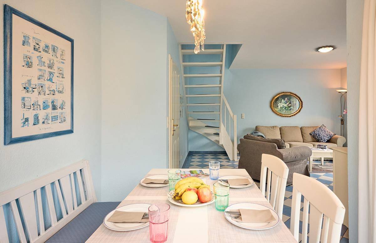 Ferienhaus Am Ringwall 1 A - für bis zu 5 Personen - 3 Schlafzimmer, offener Wohn- und Essbereich, kleine Hunde willkommen in Duhnen, Cuxhaven