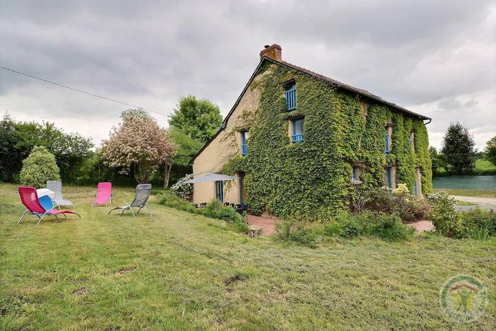 Gîte pour 10 personnes, avec jardin et vue - 1