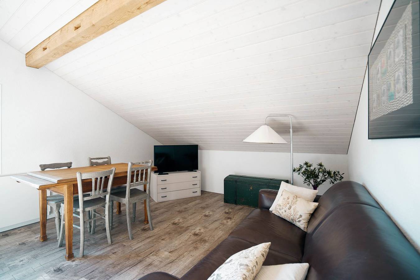 Ganze Wohnung, "Entspanne und Erlebe: Ferienwohnung Sunnerösli in Amden erwartet dich!" in Amden, Walensee