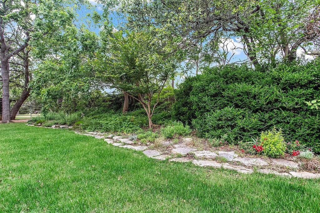 Country Delight | Close to Town | Pets up to 30 Lbs w/fee in Gillespie County