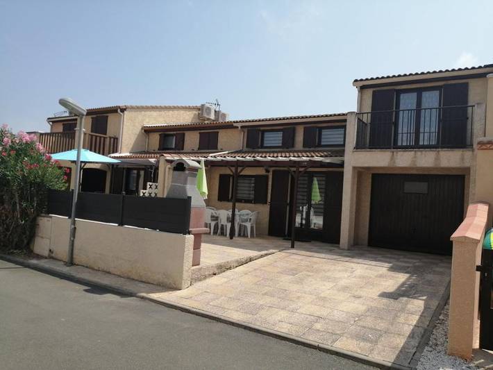 Maison de vacances pour 6 personnes, avec jardin ainsi que piscine et terrasse, animaux acceptés dans Portiragnes Plage