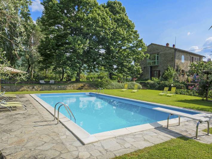Ferienhaus für 4 Personen, mit Garten und Pool