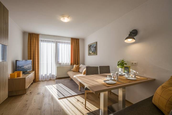 Ferienwohnung für 4 Personen, mit Seeblick und Sauna sowie Pool und Garten in Thiersee - 4