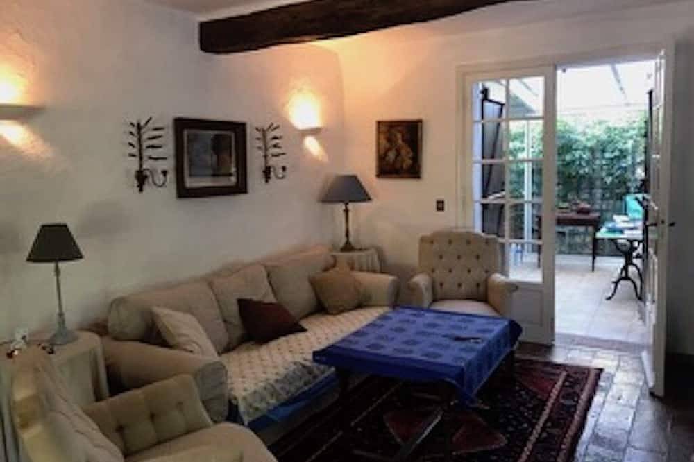 Mas of Caladou-Villa Antalya in Grasse, Cannes region