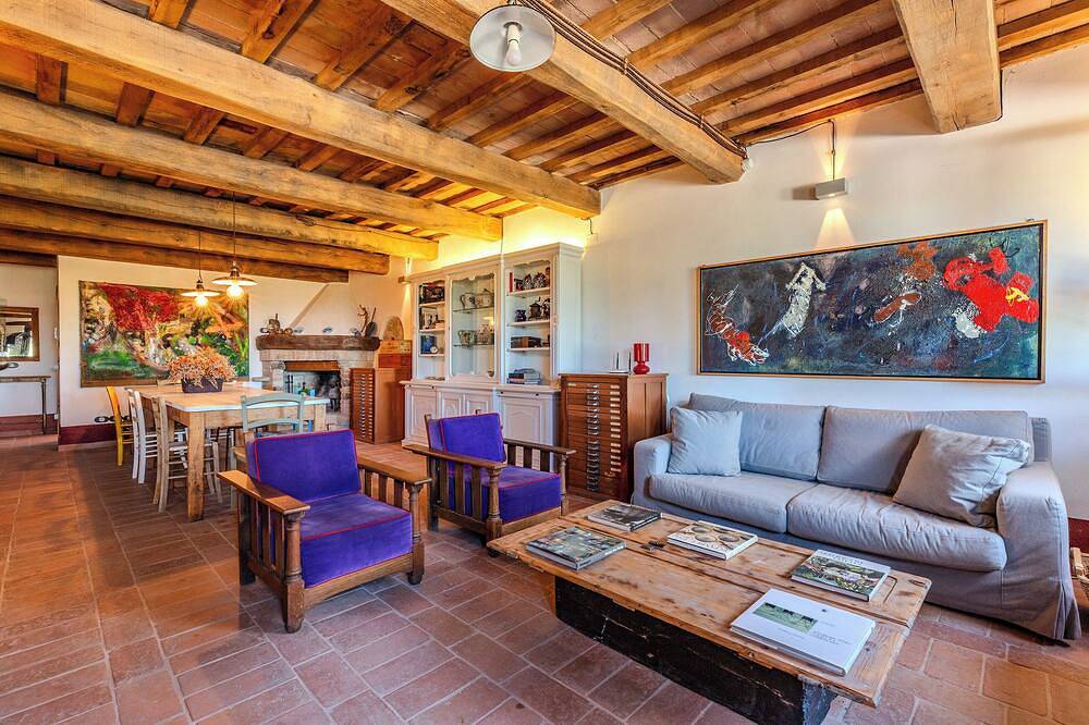 Ganze Wohnung, La Corte del Gusto - Villa Der Stall mit Infinity-Pool und einer atemberaubenden Aussicht in Arcevia, Ancona Provinz