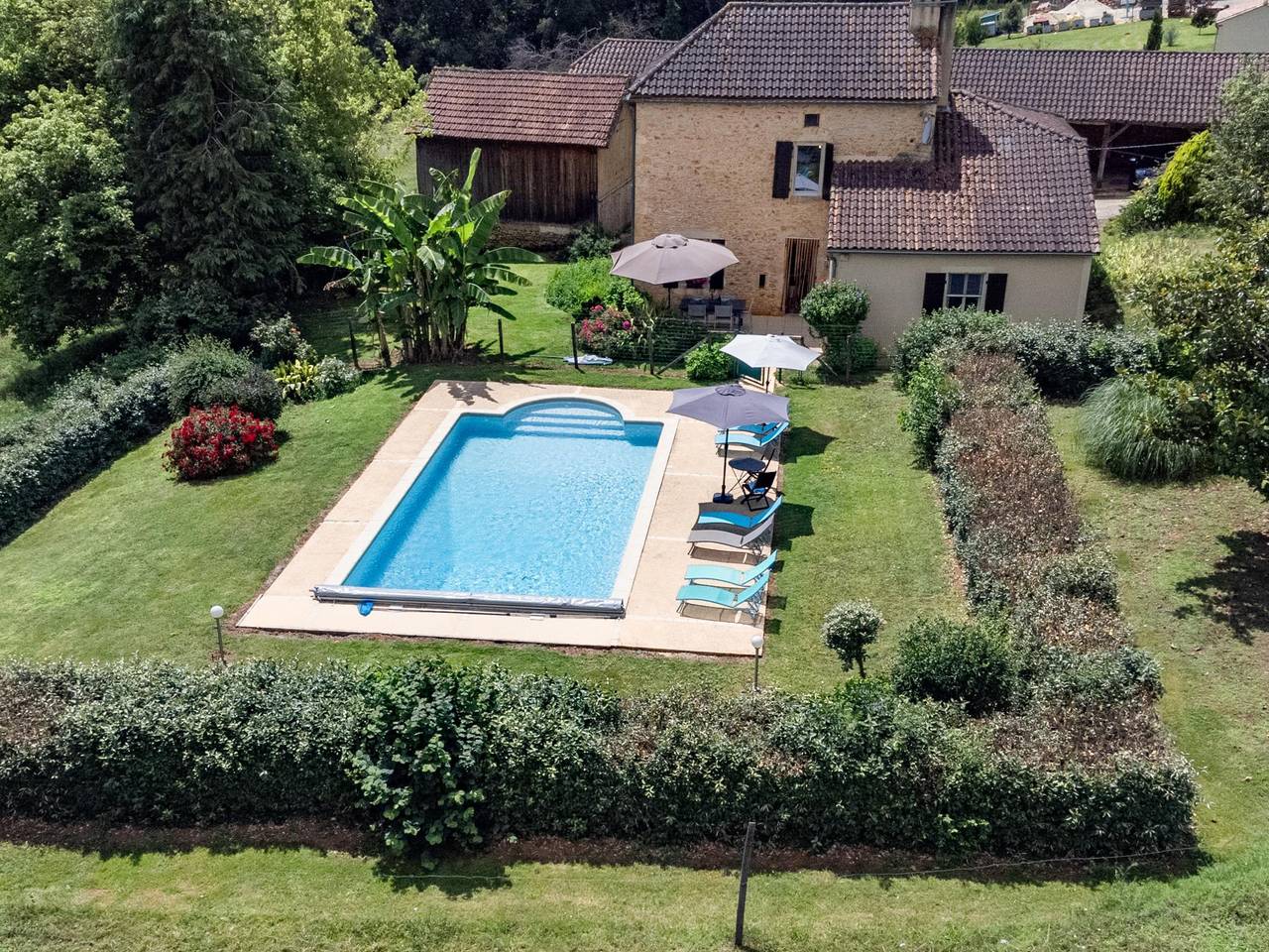 Holiday home ideal with children and a pool in Besse, Périgord Noir