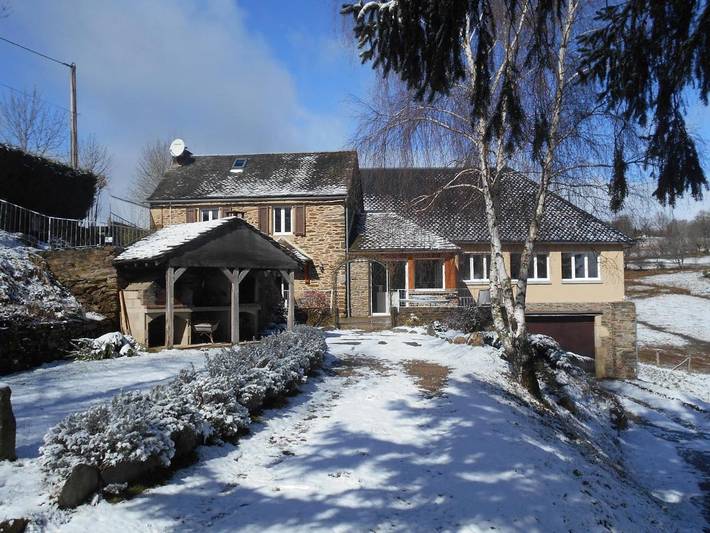 Location de vacances pour 15 personnes, avec jardin et vue, animaux acceptés à Saint-Côme-d'Olt - 4