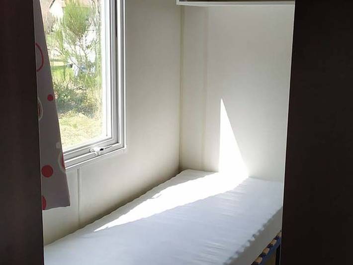 Camping pour 4 personnes, avec piscine et terrasse en Haute-Loire - 4