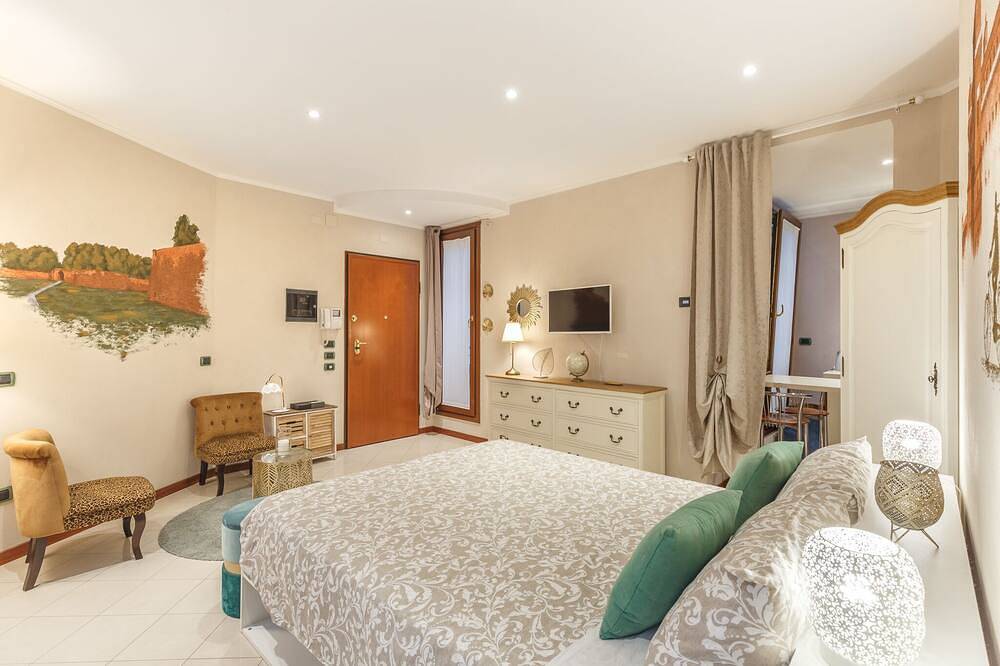 Apartamento entero, A tiro de piedra del castillo in Ferrara, Provincia de Ferrara
