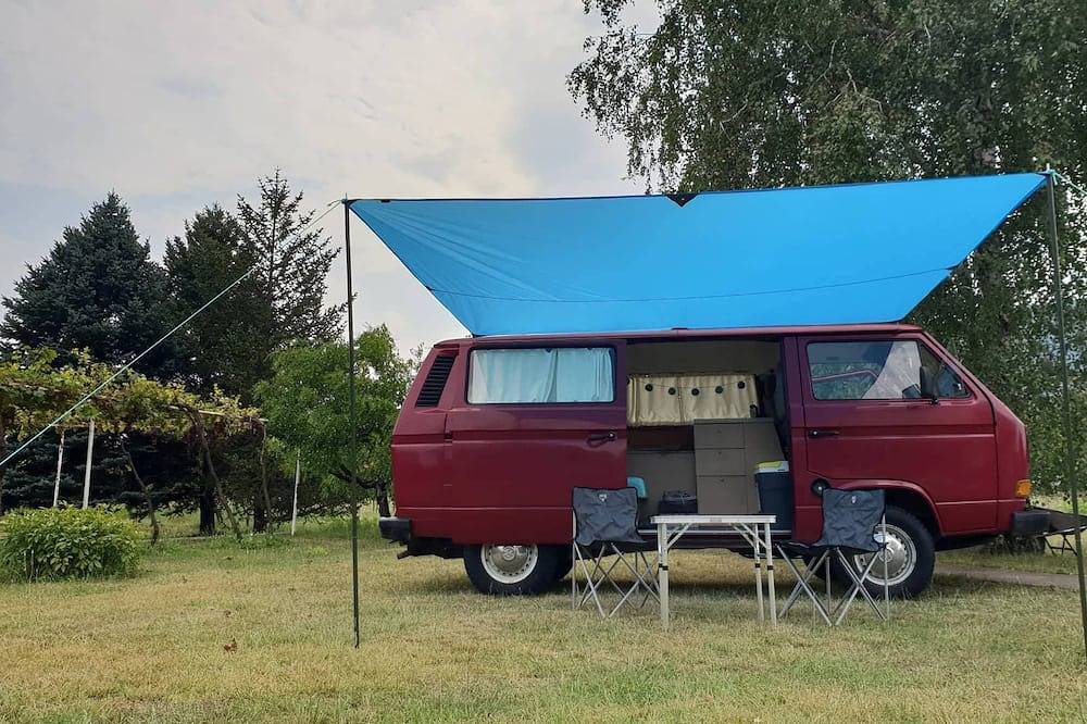 Redzo, ein Vw-Wohnmobil aus dem Jahr 1981 in Podgorica, Opština Podgorica